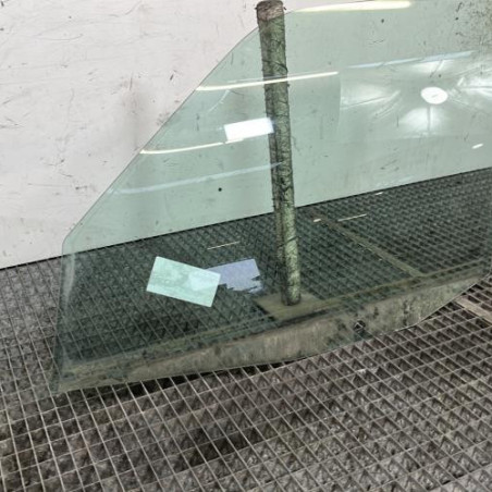 Vitre avant gauche CITROEN SAXO