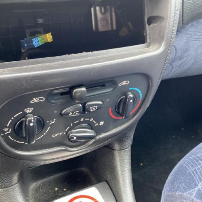 Essieu arriere PEUGEOT 206 Photo n°17