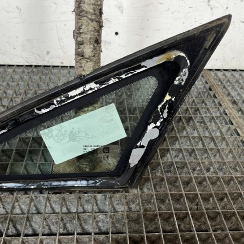 Custode avant droit OPEL CORSA D Photo n°4