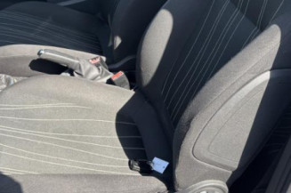 Pare choc arriere OPEL CORSA D