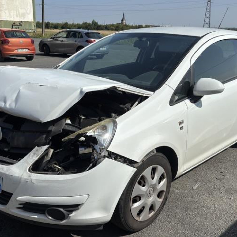 Porte avant gauche OPEL CORSA D Photo n°7