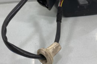 Retroviseur gauche VOLKSWAGEN TOURAN 3