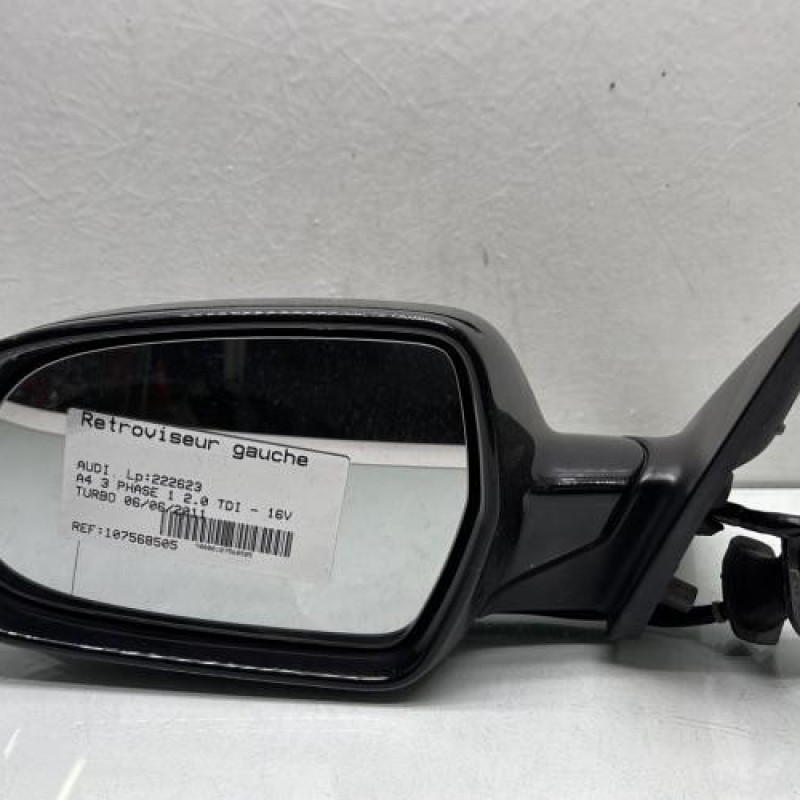 Retroviseur gauche AUDI A4 3 Photo n°1