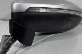 Retroviseur gauche VOLKSWAGEN TOURAN 3