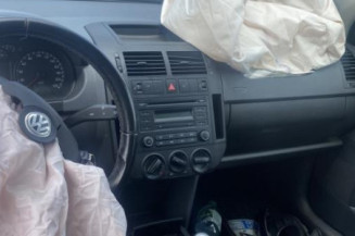 Pommeau de vitesses VOLKSWAGEN POLO 4