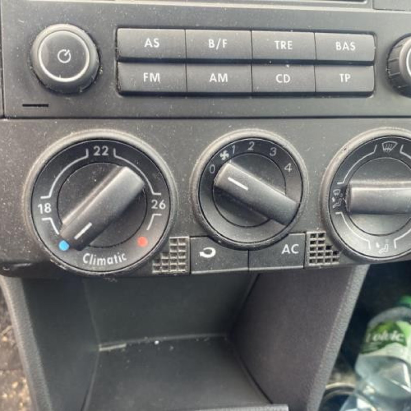 Levier de vitesses VOLKSWAGEN POLO 4 Photo n°19