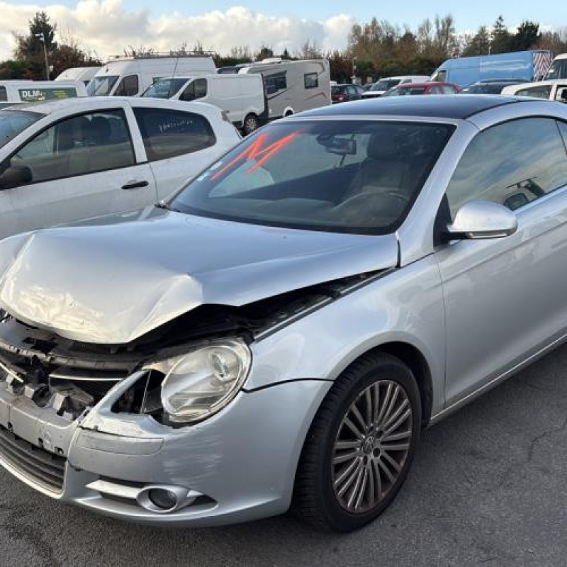 Reservoir essence VOLKSWAGEN EOS Photo n°1