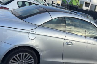 Reservoir essence VOLKSWAGEN EOS