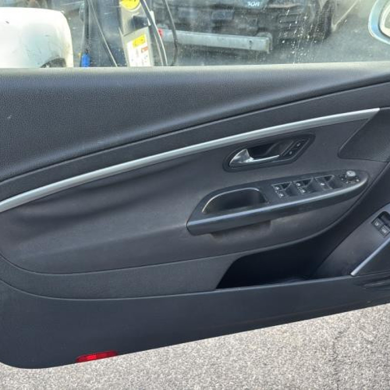 Reservoir essence VOLKSWAGEN EOS Photo n°10