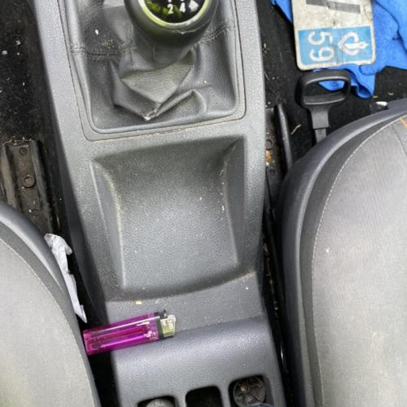 Levier de vitesses VOLKSWAGEN POLO 4 Photo n°18