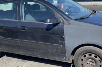 Pommeau de vitesses VOLKSWAGEN POLO 4