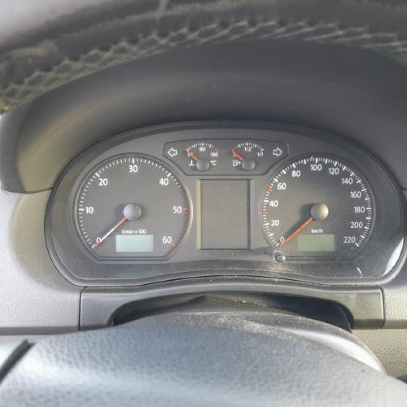 Levier de vitesses VOLKSWAGEN POLO 4 Photo n°10