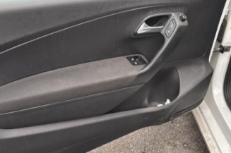 Levier de vitesses VOLKSWAGEN POLO 5