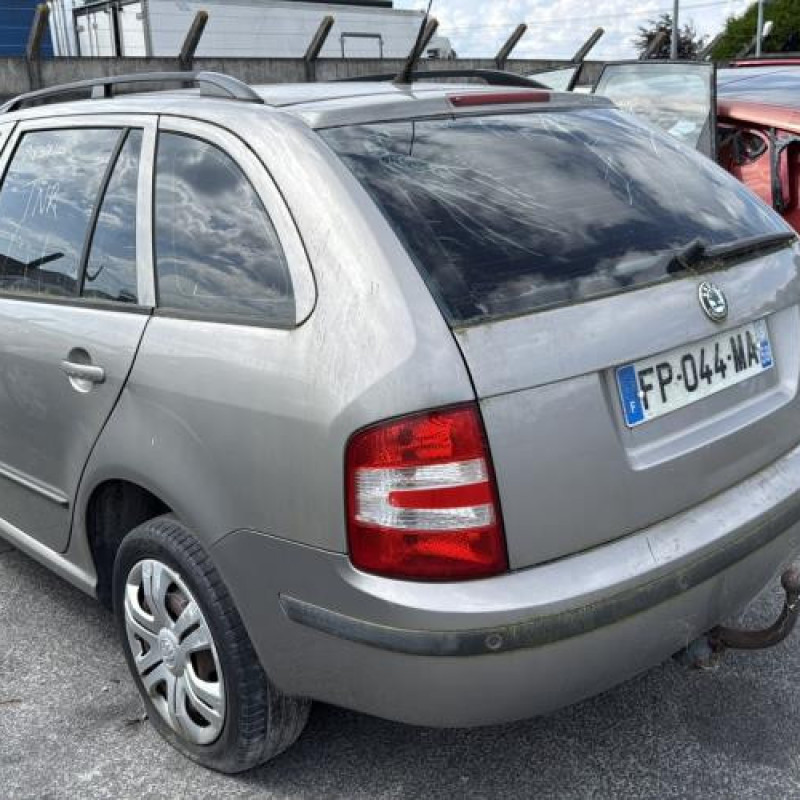 Levier de vitesses SKODA FABIA 1 Photo n°4