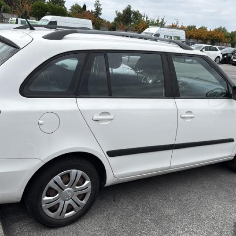 Levier de vitesses SKODA FABIA 2 Photo n°7