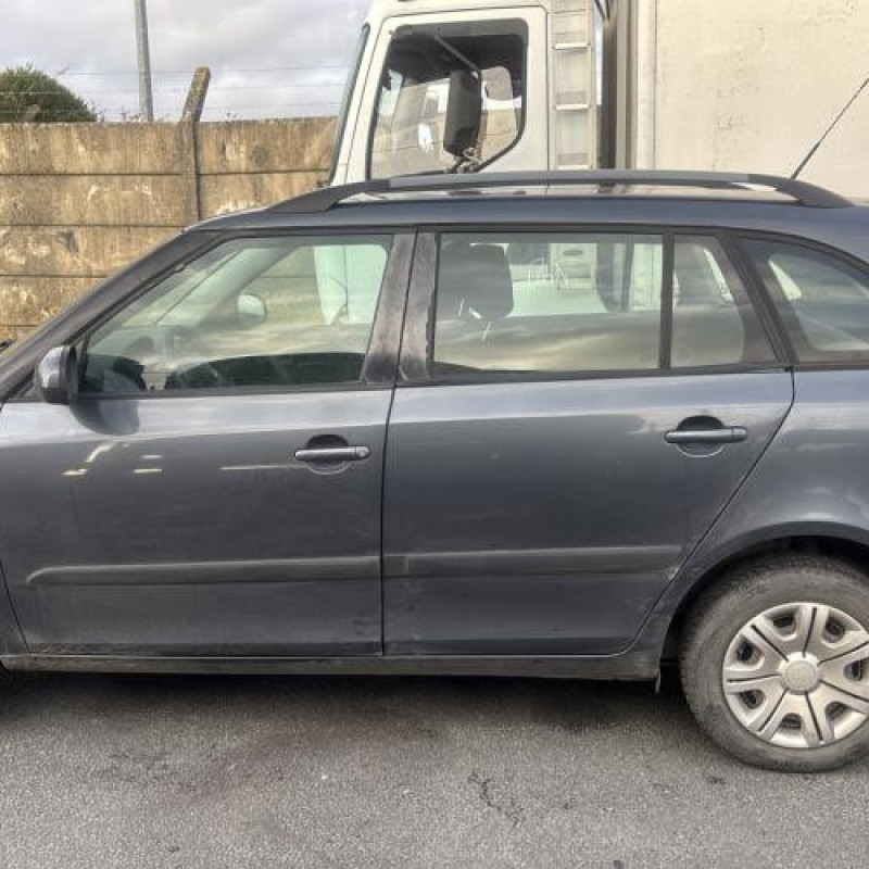 Levier de vitesses SKODA FABIA 2 Photo n°13