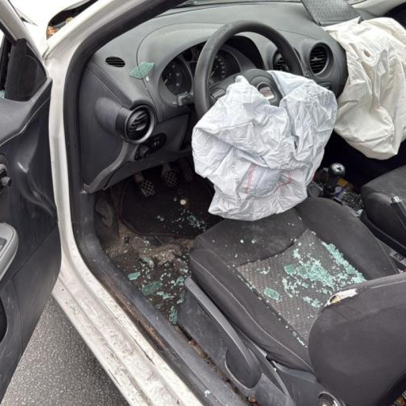 Amortisseur avant droit SEAT IBIZA 3 Photo n°9