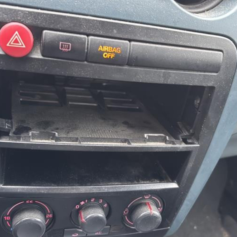 Amortisseur avant droit SEAT IBIZA 3 Photo n°17