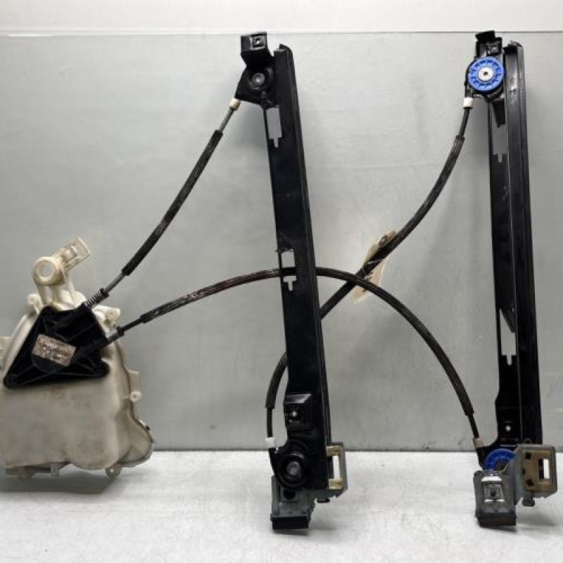 Leve vitre electrique avant droit SEAT ALTEA Photo n°1