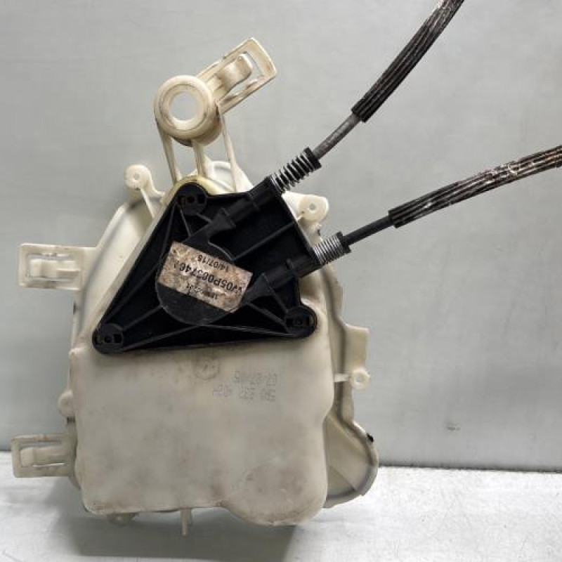 Leve vitre electrique avant droit SEAT ALTEA Photo n°4