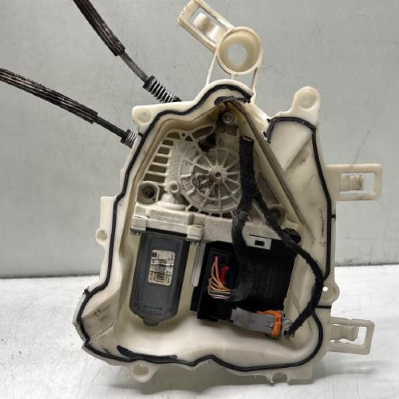 Leve vitre electrique avant droit SEAT ALTEA Photo n°8
