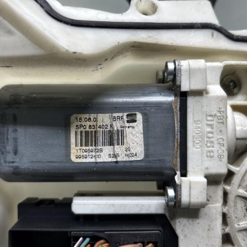 Leve vitre electrique avant droit SEAT ALTEA Photo n°9