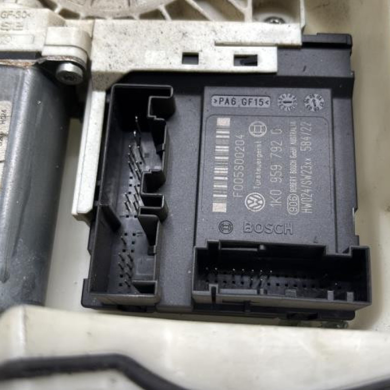 Leve vitre electrique avant droit SEAT ALTEA Photo n°10