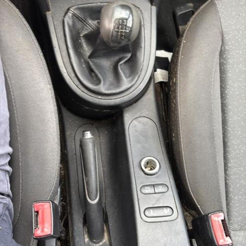 Leve vitre electrique avant droit SEAT ALTEA Photo n°19