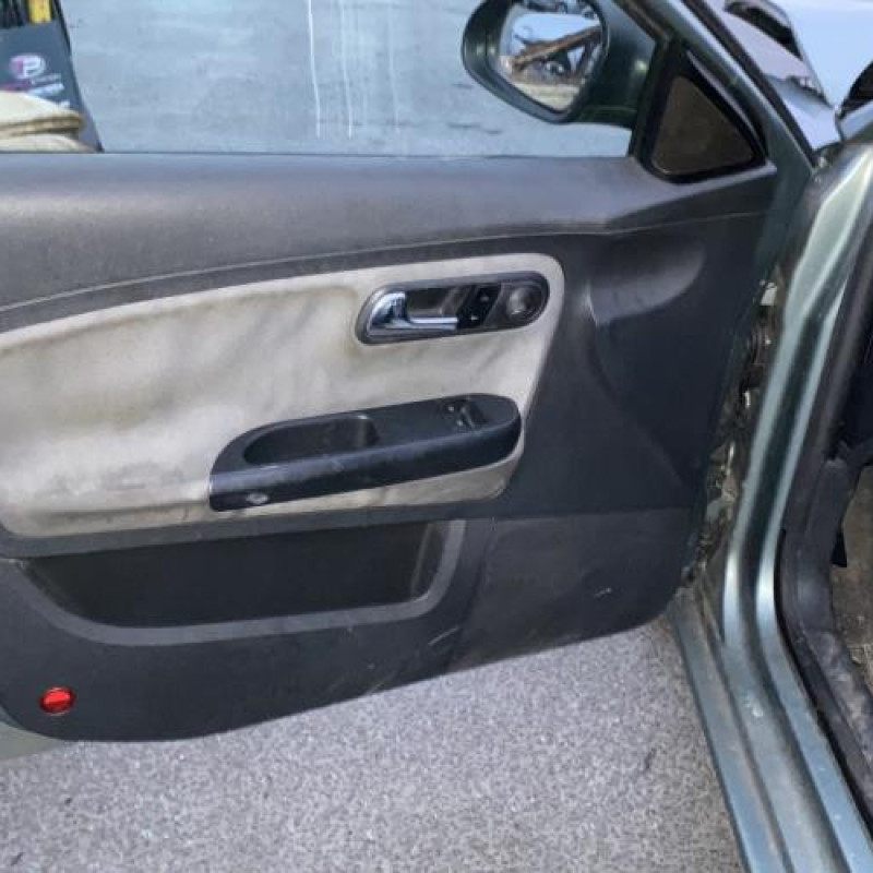 Reservoir essence SEAT IBIZA 3 Photo n°10