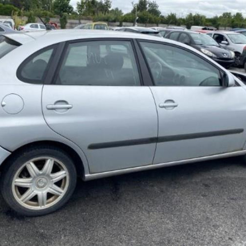 Amortisseur avant gauche SEAT IBIZA 3 Photo n°9