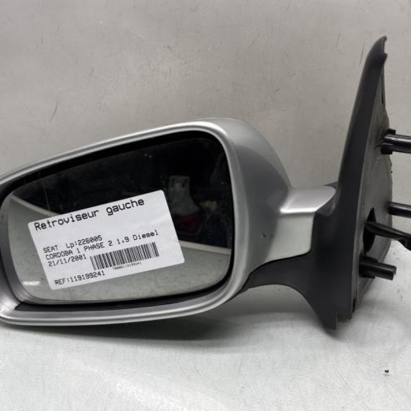 Retroviseur gauche SEAT CORDOBA 1 Photo n°1