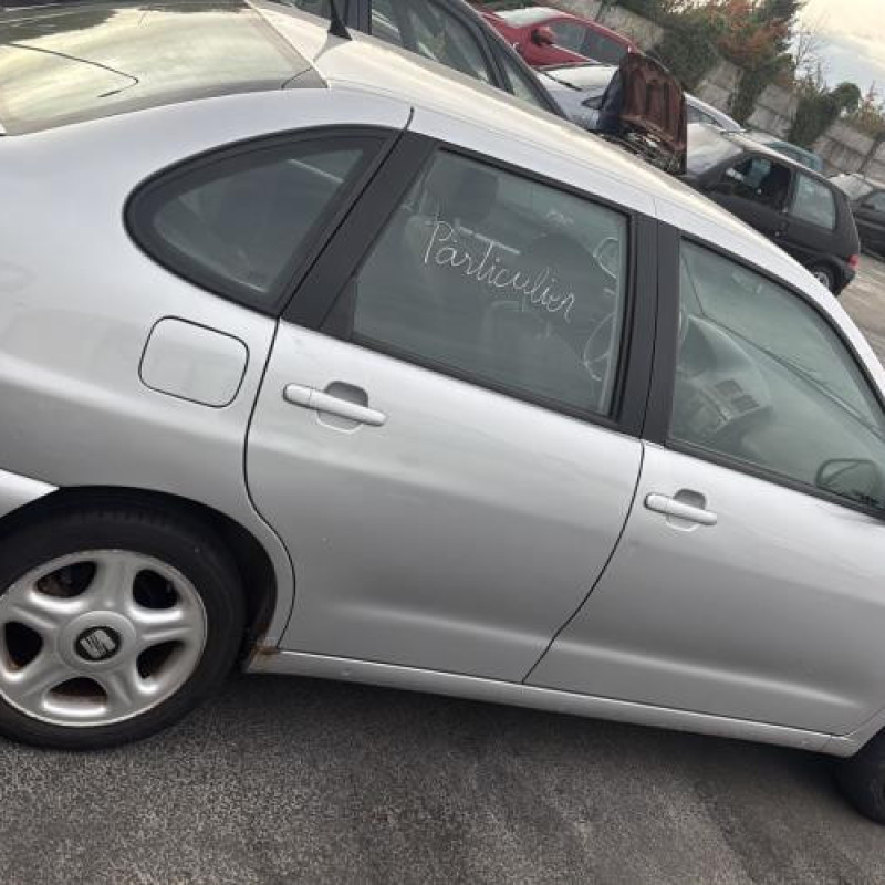 Serrure arriere droit SEAT CORDOBA 1 Photo n°7