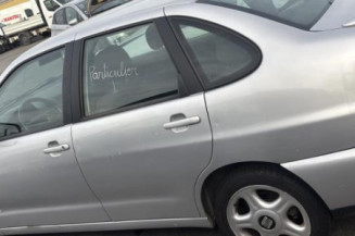 Amortisseur avant droit SEAT CORDOBA 1