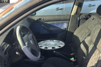 Etrier arriere droit (freinage) VOLKSWAGEN GOLF 4