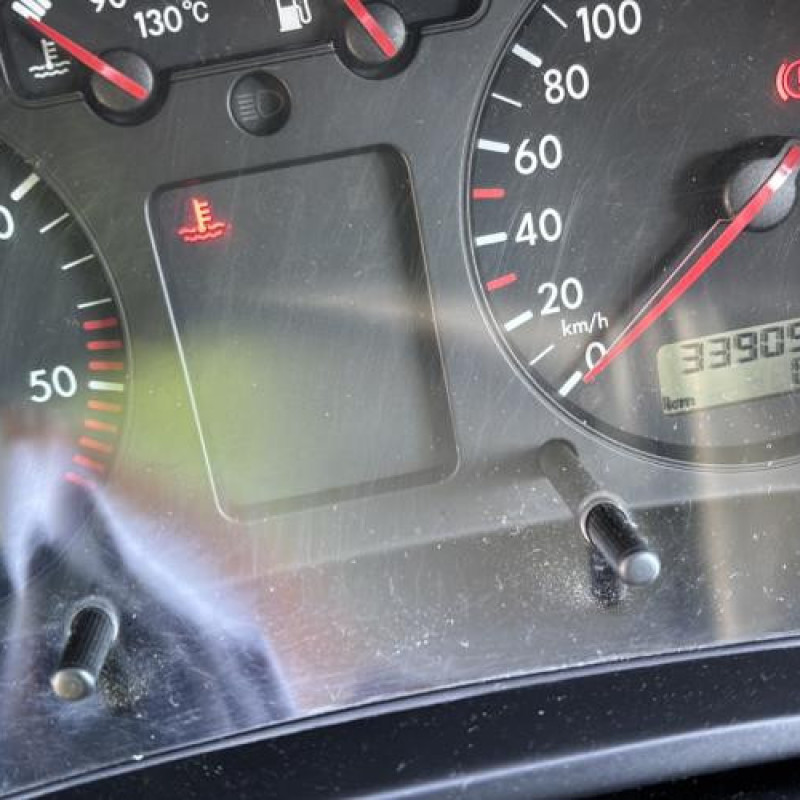 Etrier arriere droit (freinage) VOLKSWAGEN GOLF 4 Photo n°18