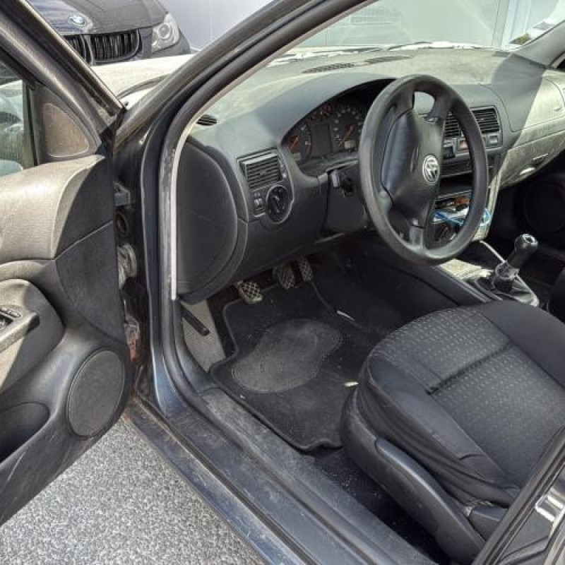 Etrier arriere droit (freinage) VOLKSWAGEN GOLF 4 Photo n°9