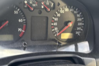 Etrier arriere droit (freinage) VOLKSWAGEN GOLF 4