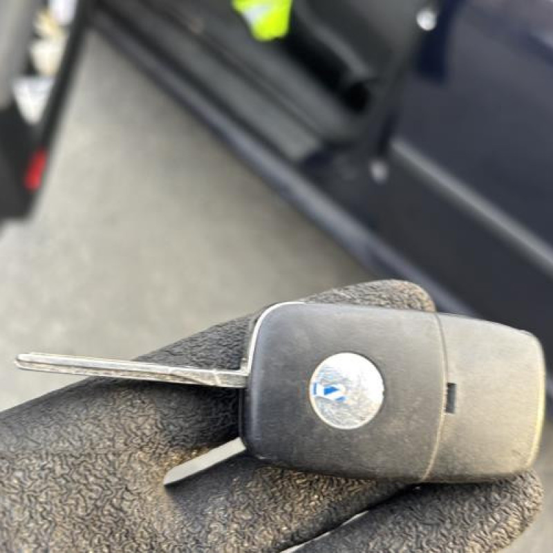 Etrier arriere droit (freinage) VOLKSWAGEN GOLF 4 Photo n°19