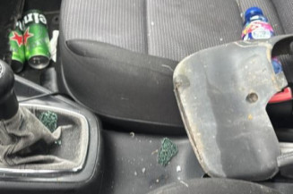 Etrier arriere droit (freinage) VOLKSWAGEN GOLF 4