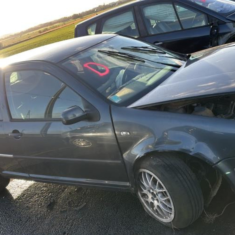 Etrier arriere droit (freinage) VOLKSWAGEN GOLF 4 Photo n°4