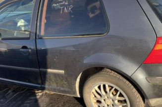 Etrier arriere droit (freinage) VOLKSWAGEN GOLF 4