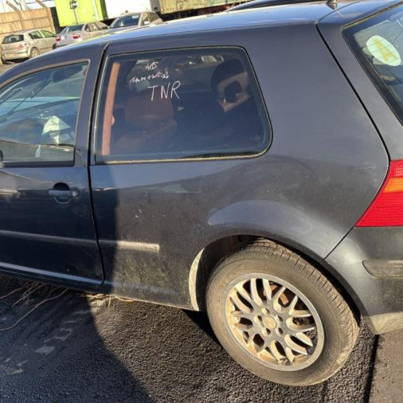 Etrier arriere droit (freinage) VOLKSWAGEN GOLF 4 Photo n°8