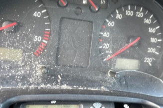 Etrier arriere droit (freinage) VOLKSWAGEN GOLF 4