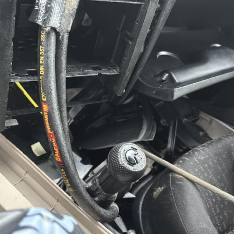 Etrier arriere droit (freinage) VOLKSWAGEN GOLF 4 Photo n°16