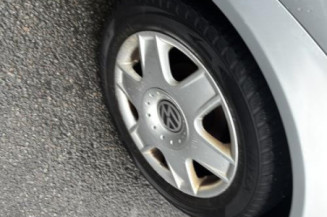 Etrier arriere droit (freinage) VOLKSWAGEN GOLF 4