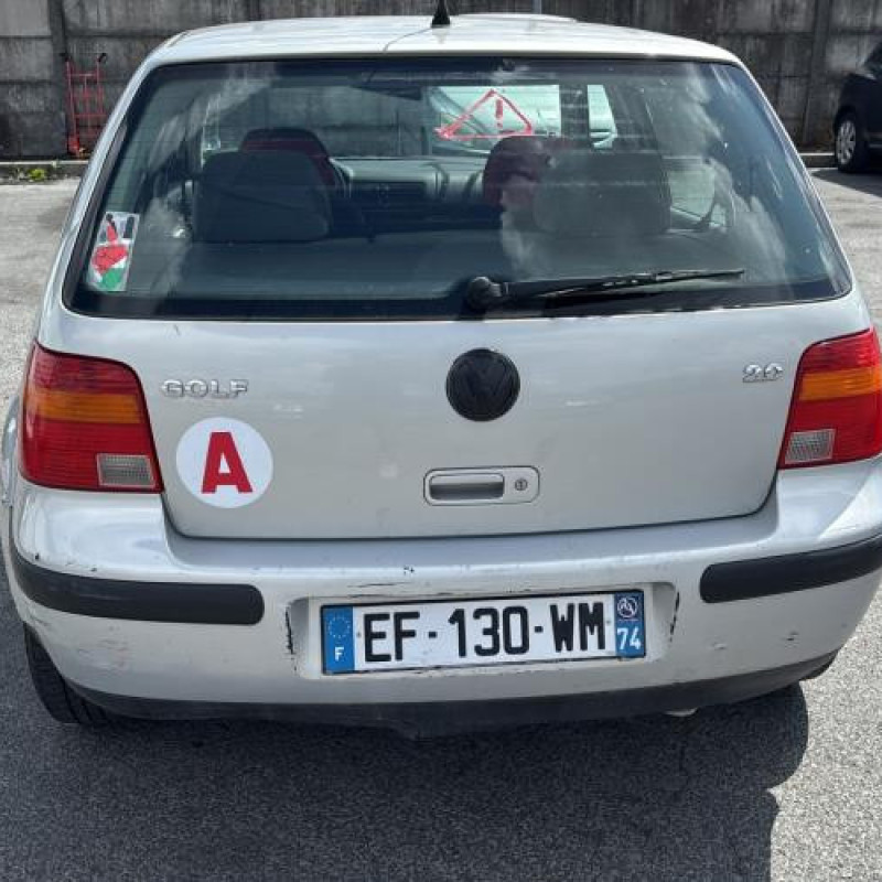 Etrier arriere droit (freinage) VOLKSWAGEN GOLF 4 Photo n°6