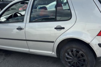 Etrier arriere droit (freinage) VOLKSWAGEN GOLF 4