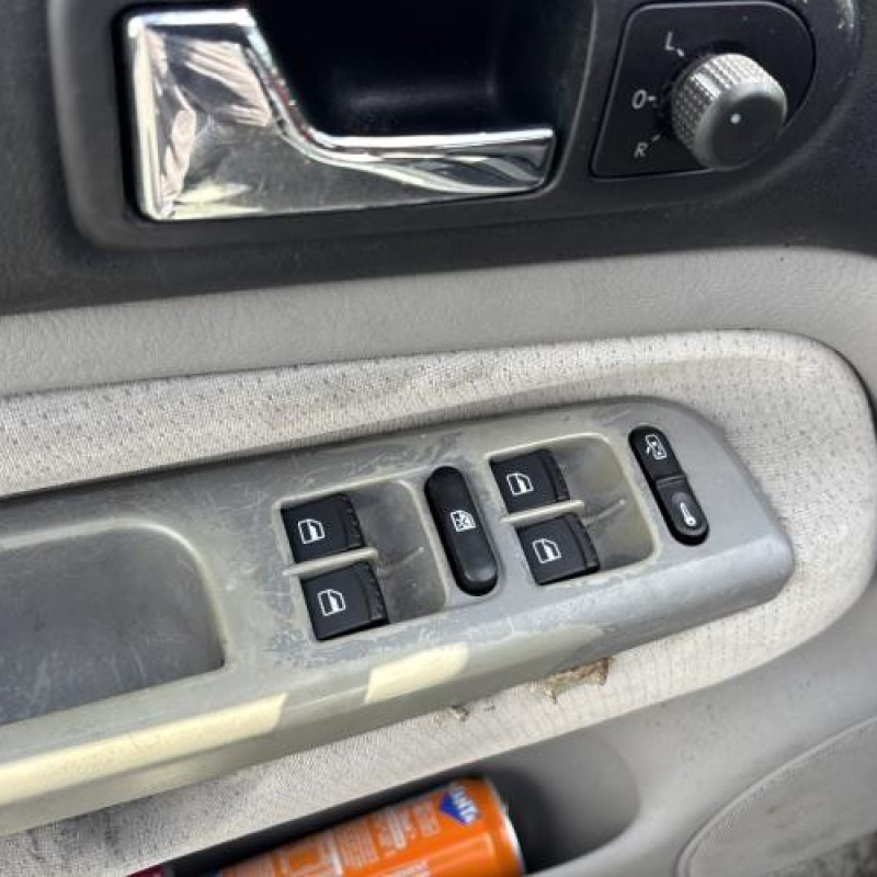 Etrier arriere droit (freinage) VOLKSWAGEN GOLF 4 Photo n°11