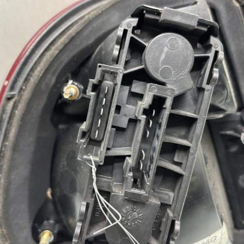 Feu arriere principal droit (feux) SEAT CORDOBA 1 Photo n°3