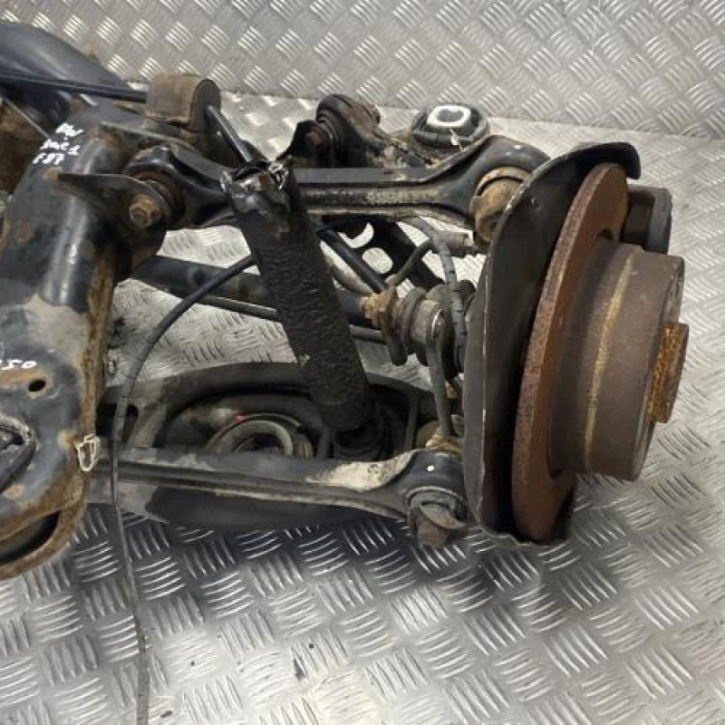 Essieu arriere BMW SERIE 1 E87 Photo n°3